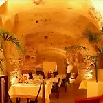 Caveoso Ματέρα
