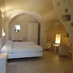 Caveoso 3* Ματέρα