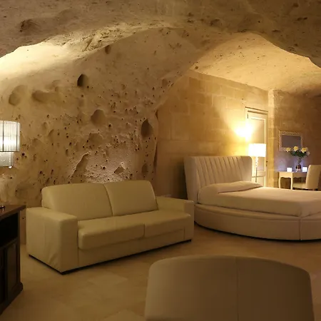 Caveoso 3* Matera