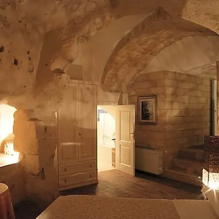 Caveoso Hotel 3*