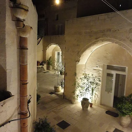 Otel Caveoso
